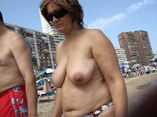 Big moms nude outdoor